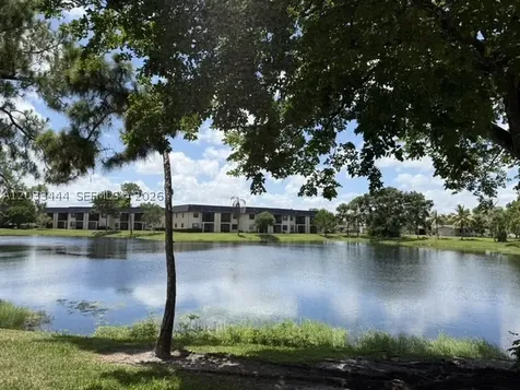 9220 NW 1st Street Pembroke Pines FL 33024