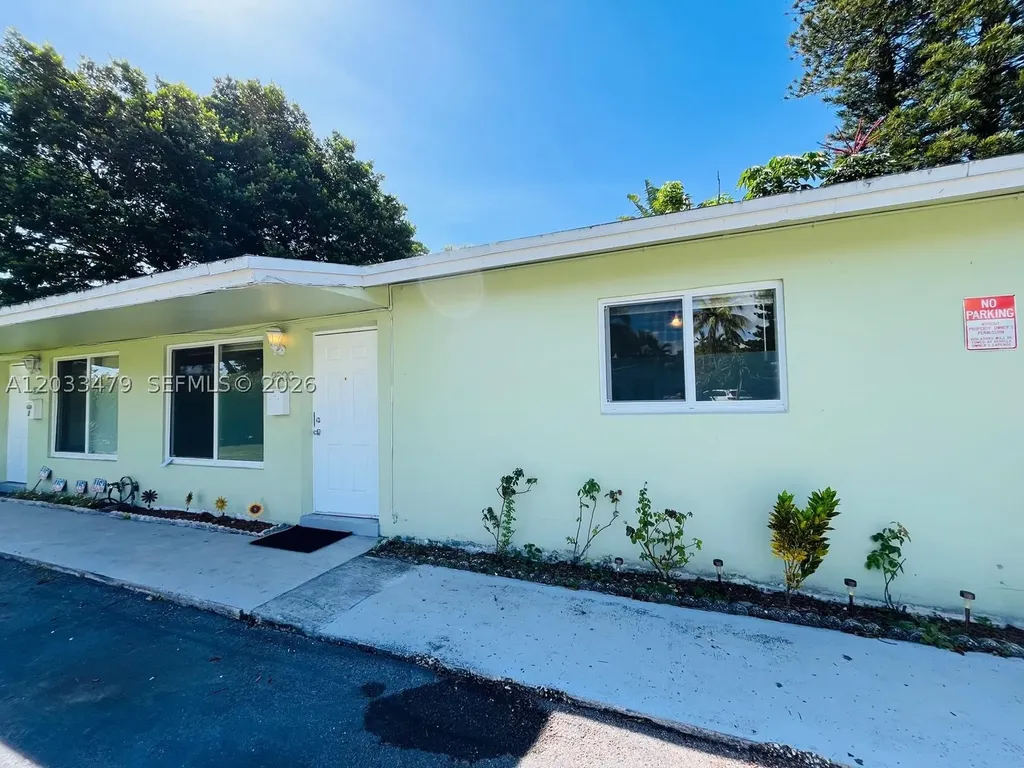 2500 NW 9th Lane Wilton Manors FL 33311