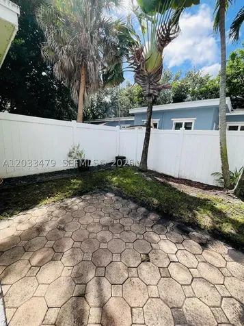 2500 NW 9th Lane Wilton Manors FL 33311