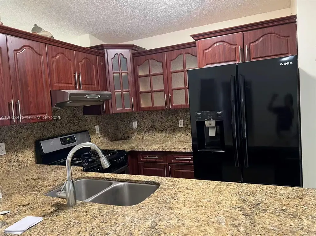 15935 SW 81st Terrace Miami FL 33193
