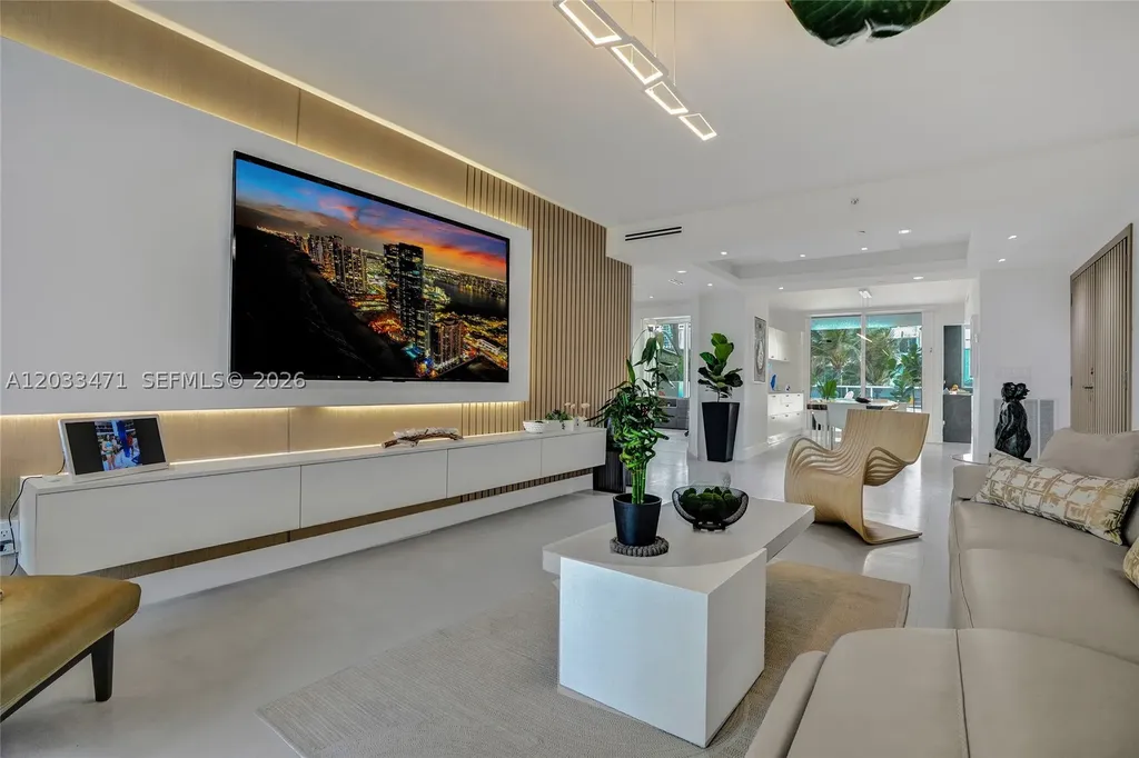 19111 Collins Avenue Sunny Isles Beach FL 33160