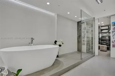 19111 Collins Avenue Sunny Isles Beach FL 33160