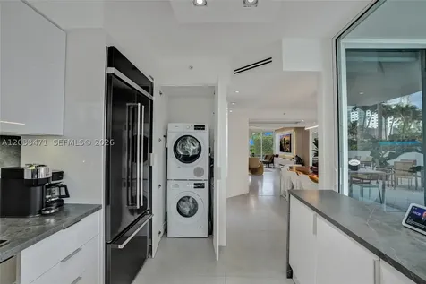 19111 Collins Avenue Sunny Isles Beach FL 33160