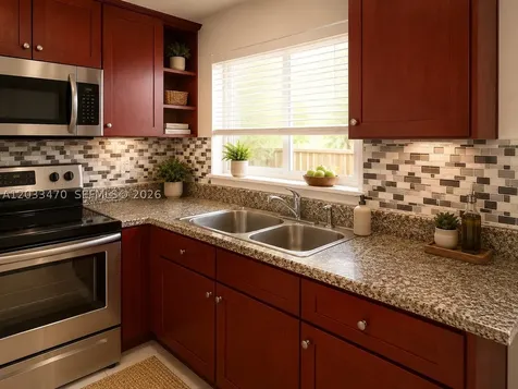 5461 W 24th Avenue Hialeah FL 33016