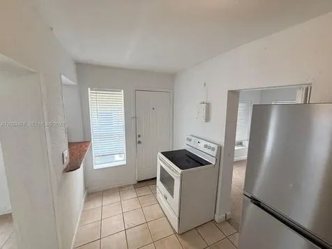 1612 Harrison Street Hollywood FL 33020