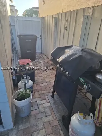 507 W 68th Street Hialeah FL 33014