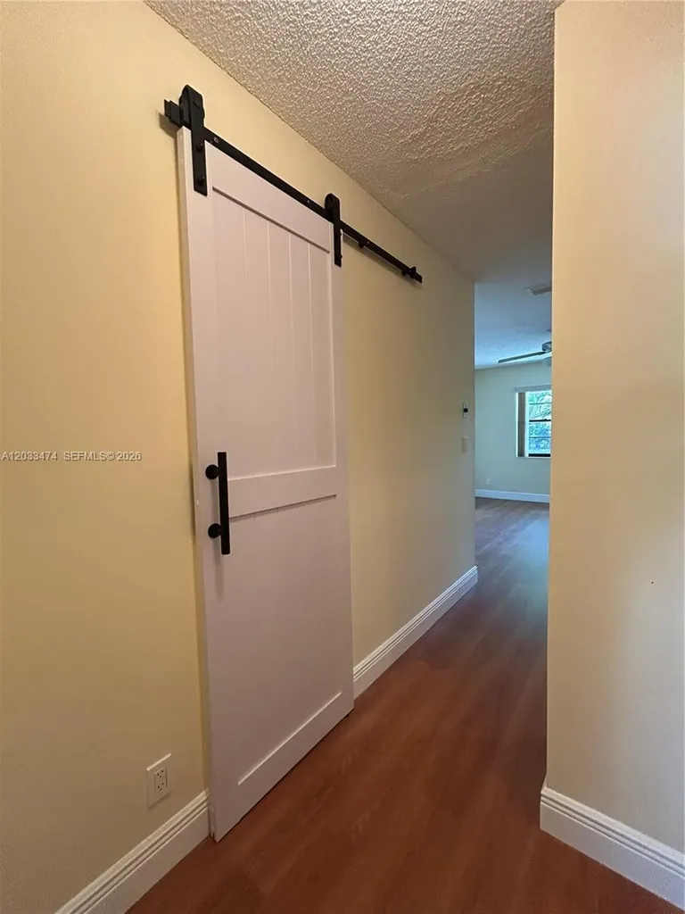 539 Briarwood Circle Hollywood FL 33024