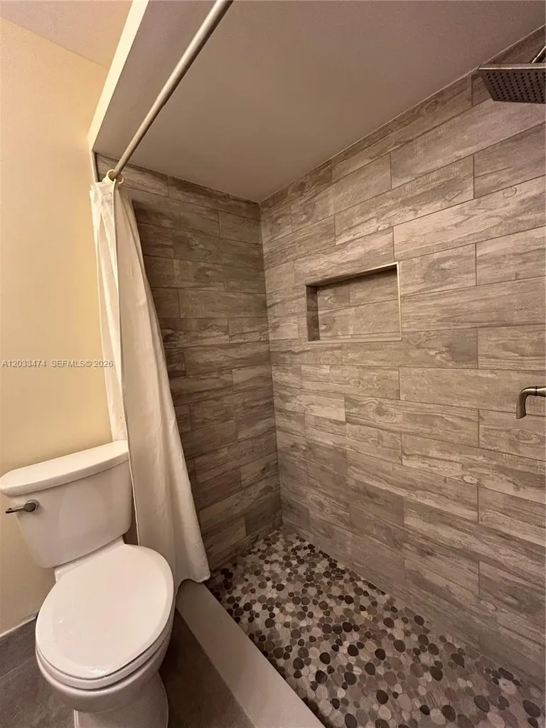 539 Briarwood Circle Hollywood FL 33024