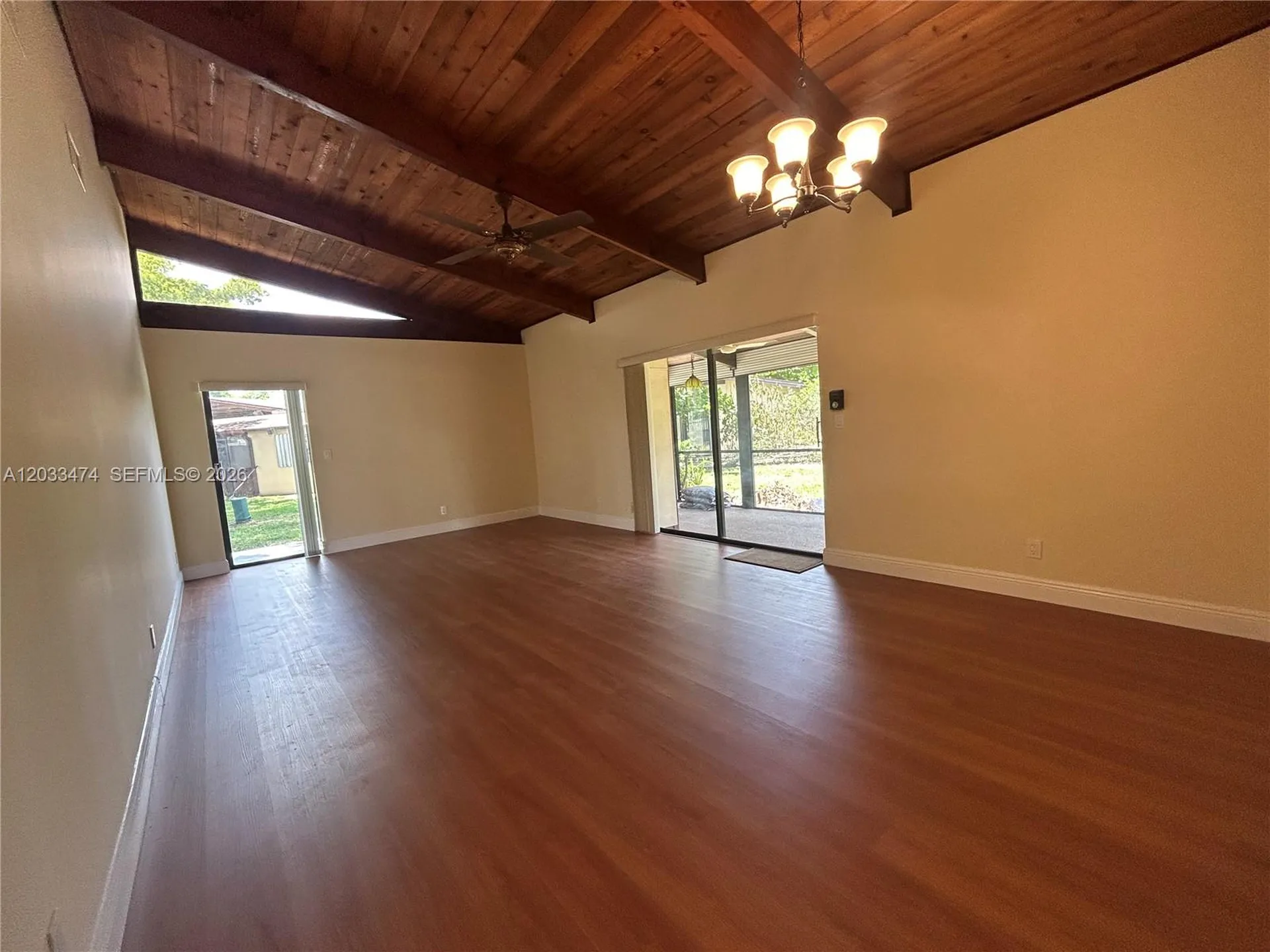 539 Briarwood Circle Hollywood FL 33024