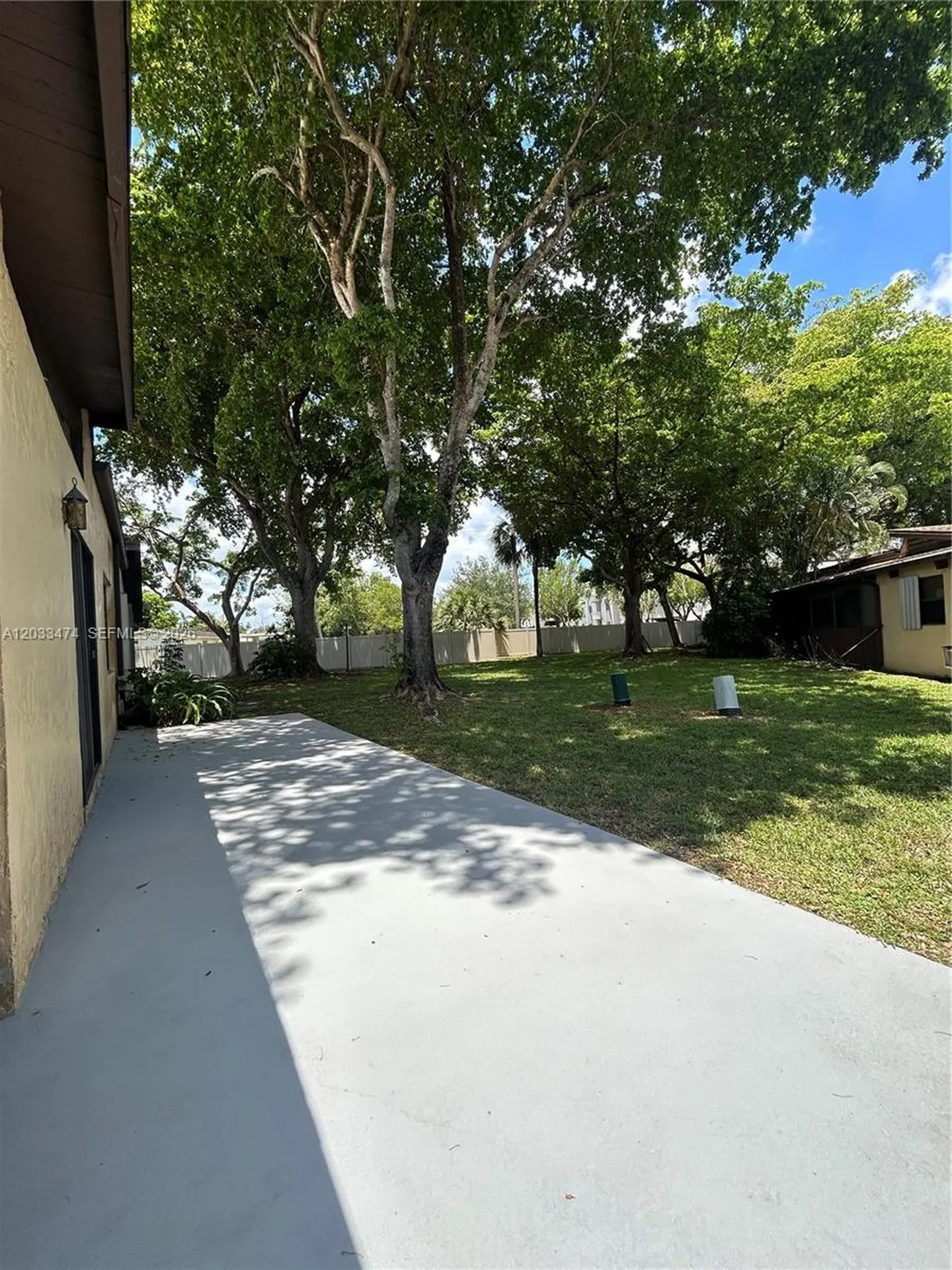 539 Briarwood Circle Hollywood FL 33024