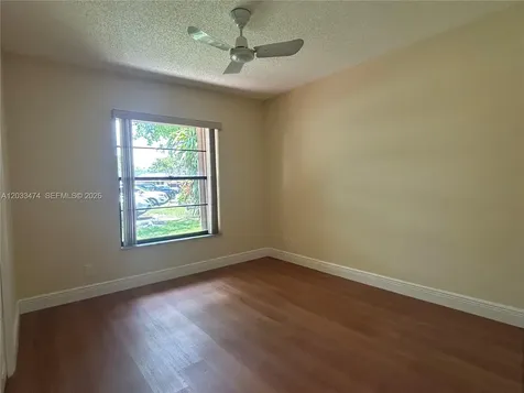 539 Briarwood Circle Hollywood FL 33024