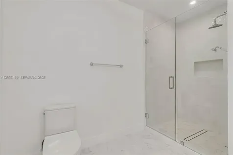 3384 Day Avenue Miami FL 33133