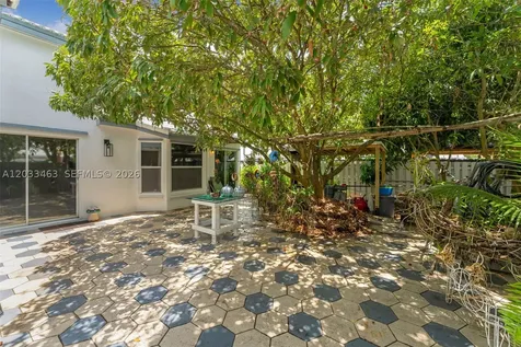 15640 SW 98th Street Miami FL 33196