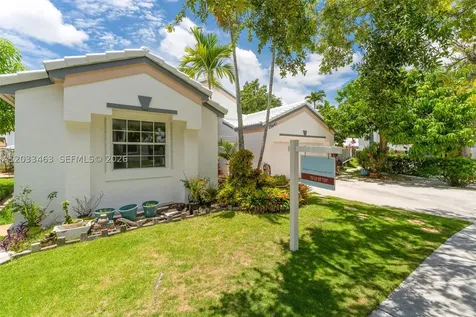 15640 SW 98th Street Miami FL 33196
