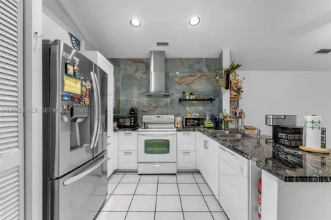 15640 SW 98th Street Miami FL 33196
