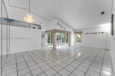 15640 SW 98th Street Miami FL 33196