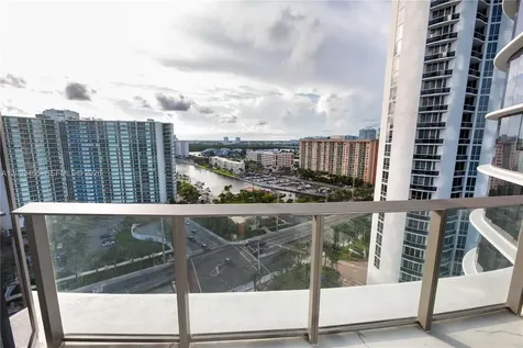15701 E Collins Sunny Isles Beach FL 33160