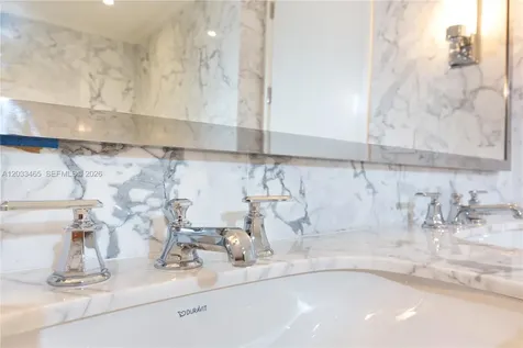 15701 E Collins Sunny Isles Beach FL 33160