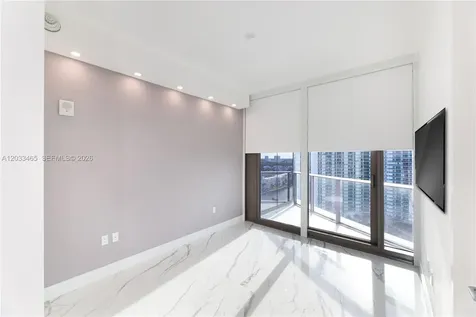 15701 E Collins Sunny Isles Beach FL 33160