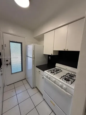 16851 NE 18th Avenue North Miami Beach FL 33162