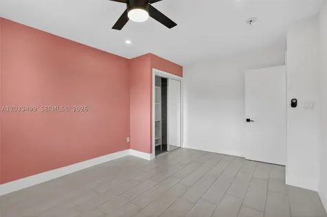 877 NE 195th Street Miami FL 33179