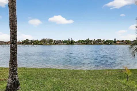 877 NE 195th Street Miami FL 33179
