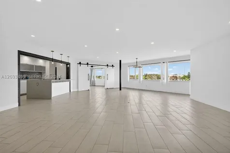 877 NE 195th Street Miami FL 33179