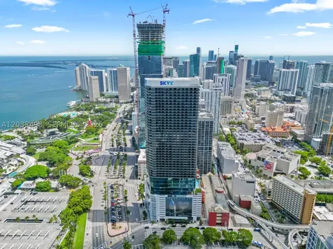 398 NE 5th Street Miami FL 33132