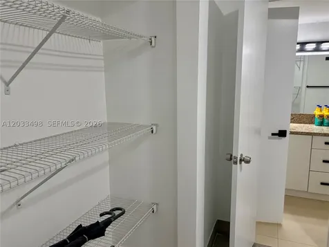 Miami FL 33179