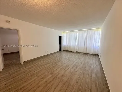 Miami FL 33179