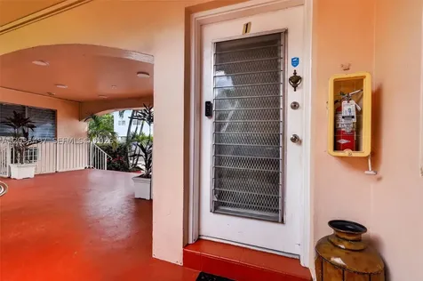7840 Harding Avenue Miami Beach FL 33141