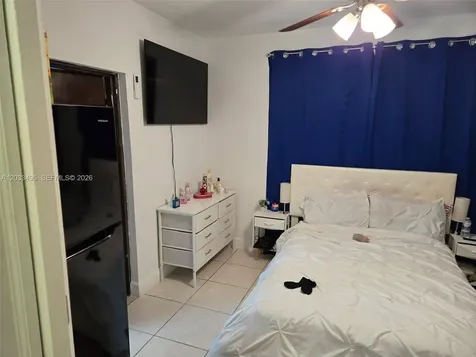 12715 NW 8th Lane Miami FL 33182