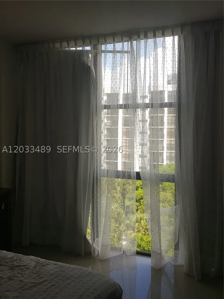 16919 N Bay Road Sunny Isles Beach FL 33160