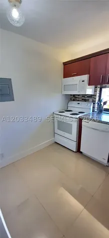 16919 N Bay Road Sunny Isles Beach FL 33160
