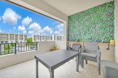 4256 NW 83rd Avenue Doral FL 33166