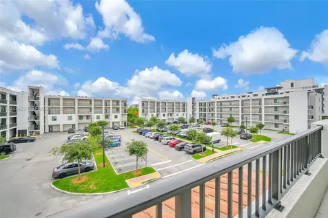 4256 NW 83rd Avenue Doral FL 33166