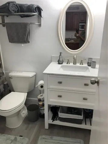19201 Collins Avenue Sunny Isles Beach FL 33160