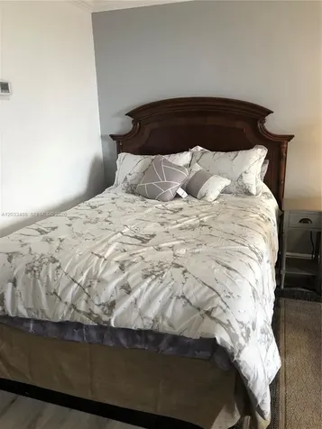 19201 Collins Avenue Sunny Isles Beach FL 33160