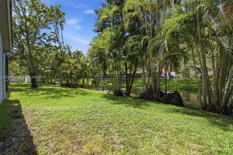 10633 NW 32nd Court Coral Springs FL 33065