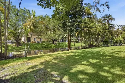 10633 NW 32nd Court Coral Springs FL 33065
