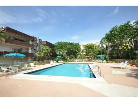 8335 SW 72 Avenue Miami FL 33143