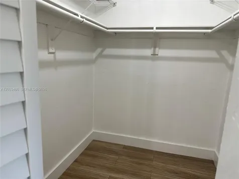 8335 SW 72 Avenue Miami FL 33143