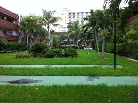 8335 SW 72 Avenue Miami FL 33143