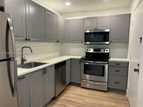 8335 SW 72 Avenue Miami FL 33143