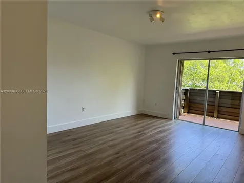 8335 SW 72 Avenue Miami FL 33143