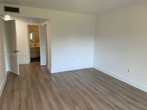 8335 SW 72 Avenue Miami FL 33143