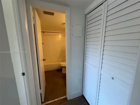 8335 SW 72 Avenue Miami FL 33143