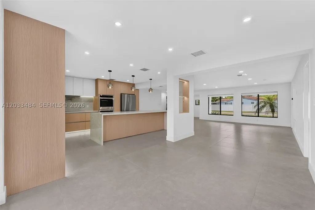407 S Highland Drive Hollywood FL 33021