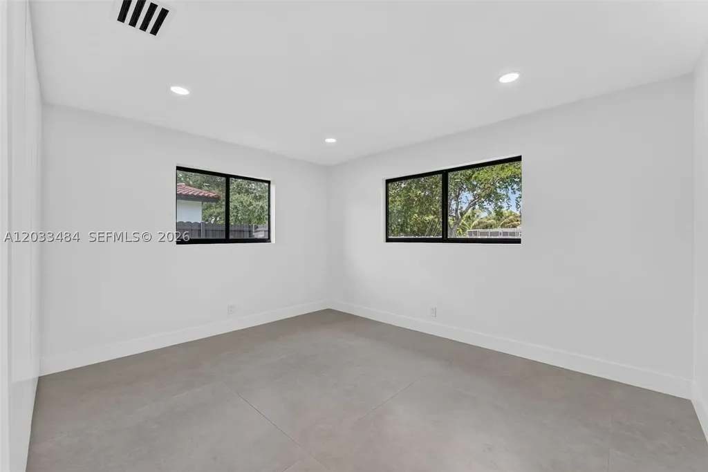 407 S Highland Drive Hollywood FL 33021