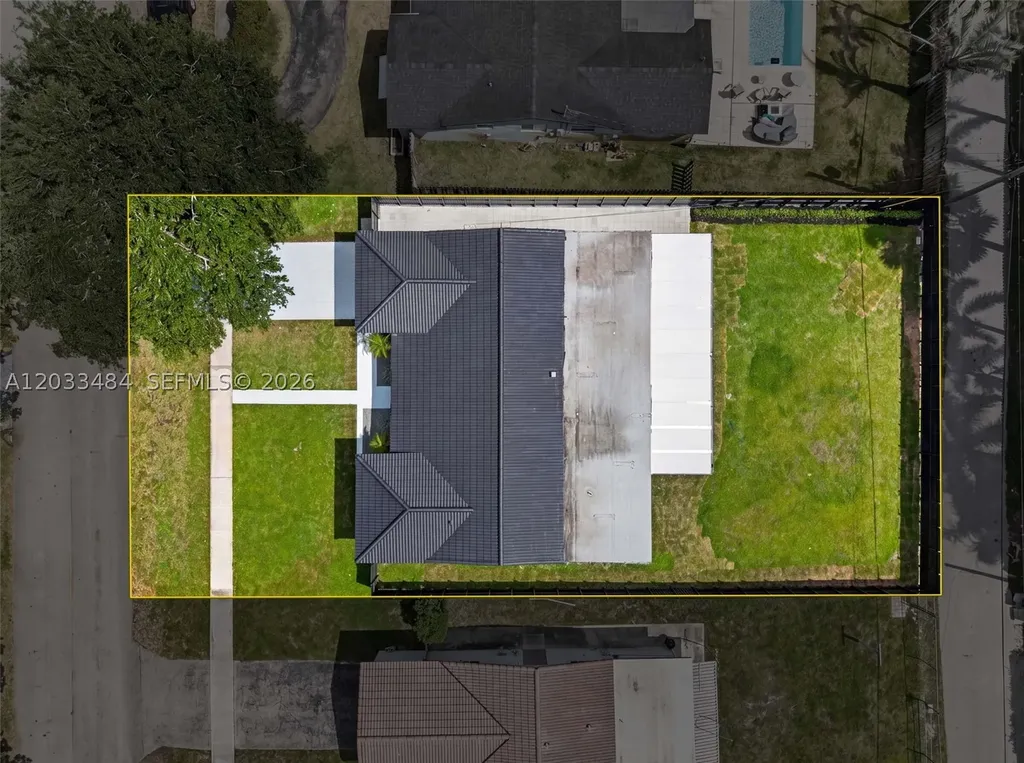407 S Highland Drive Hollywood FL 33021
